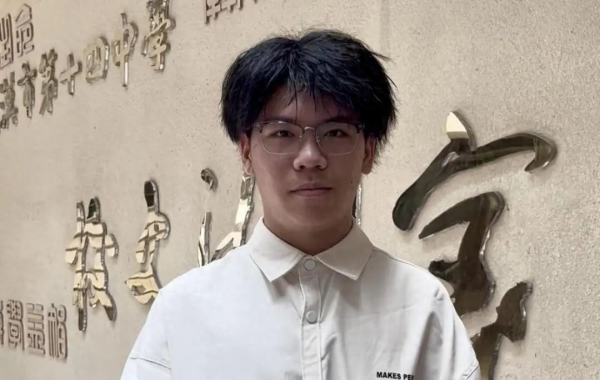 银易配资 坐爸爸外卖车长大的男孩，考了623分！将公派出国