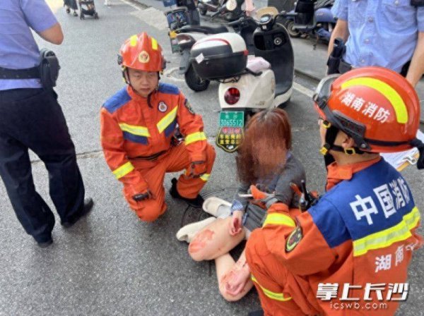 纯旭配资端 果断出击！芙蓉消防成功挽救一轻生女子